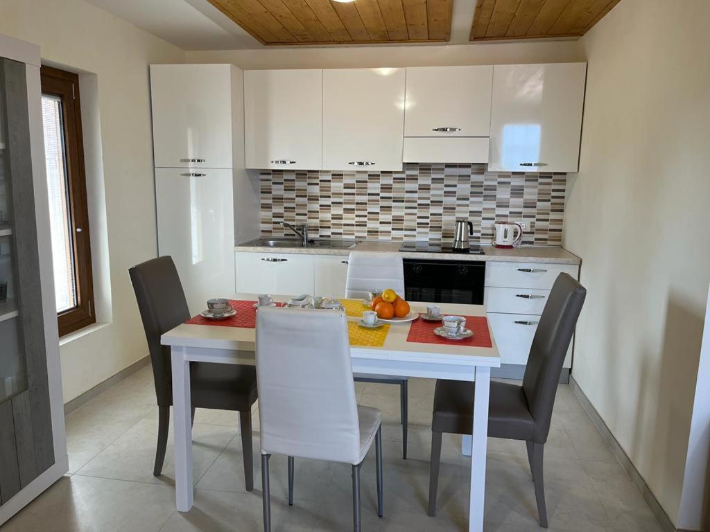 Perla Top Floor Apartment Sirmione Exteriér fotografie